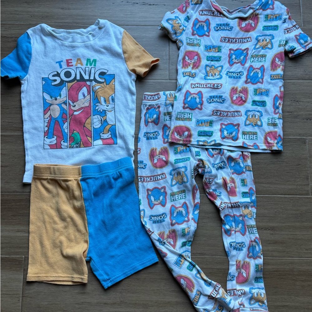 2 / $12 PJs 🤩  Sonic the Hedgehog 5T Pajama Set - Blue, White, Yellow